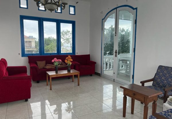 beachfront_house_for_sale_lombok_senggigi_montong_mataram_villa (1)